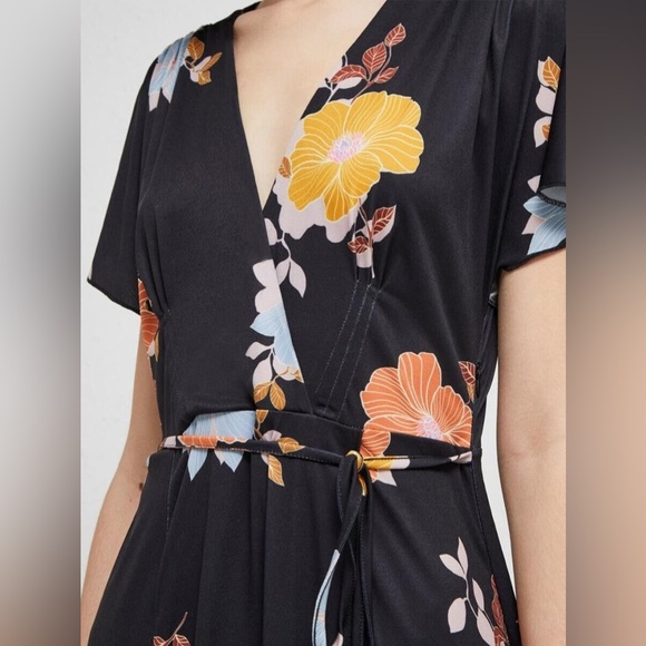 NWOT FRENCH CONNECTION Shikoku Crepe Maxi Dress - Picture 4 of 6